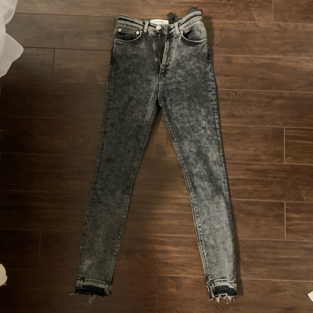 Zara 90’s high waisted skinny jeans